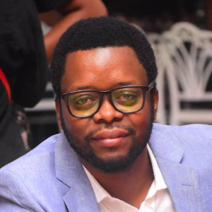 Fabrice  Ngoyi 